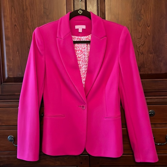 Lilly Pulitzer Jackets & Blazers - Lily Pulitzer Leighlan blazer in bright passion pink.